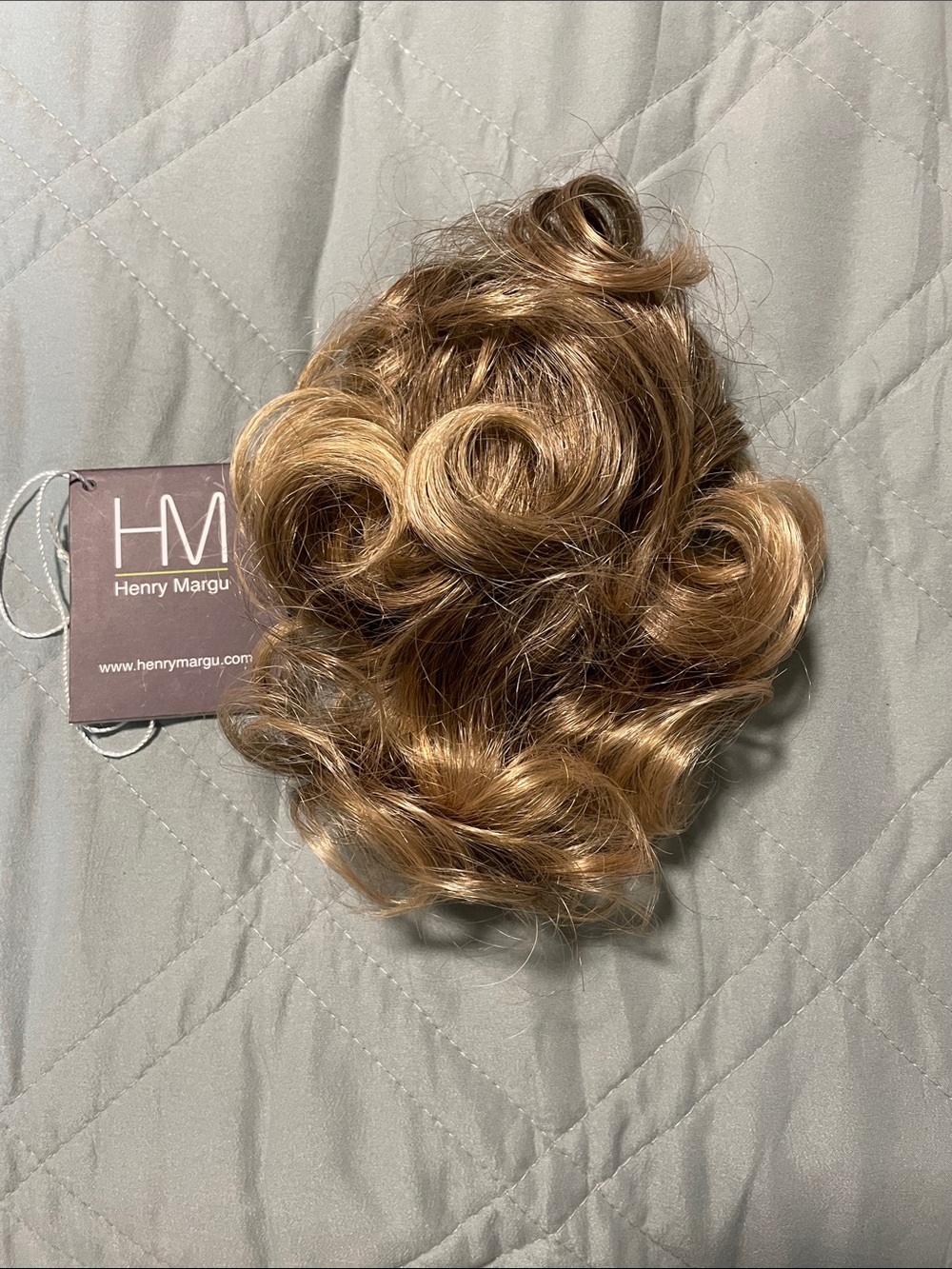 Henry Margu Light Brown Curly Hair Bun Clip